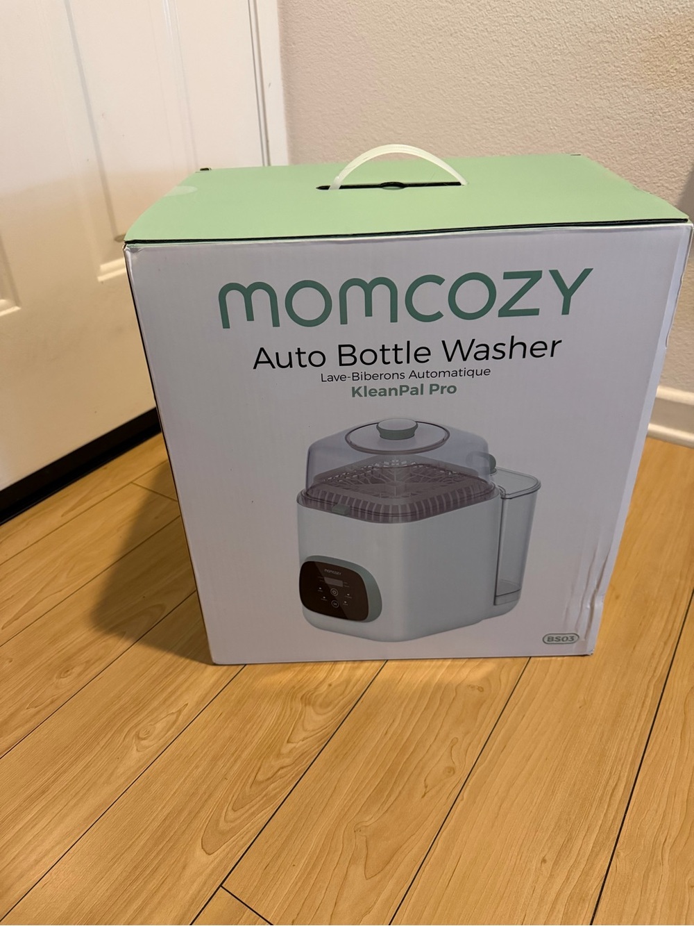 Momcozy Auto Bottle Washer in Light Green - KleanPal Pro